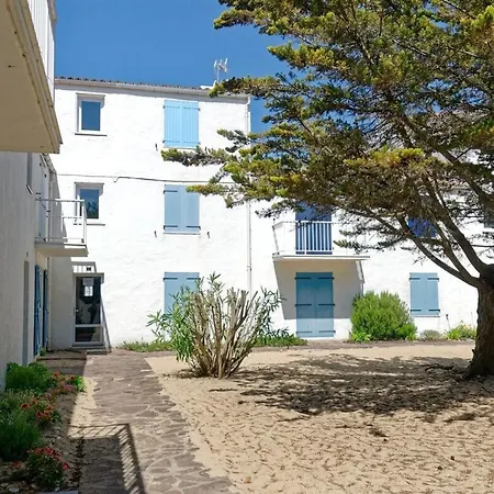Renove 2 Pieces Proche -